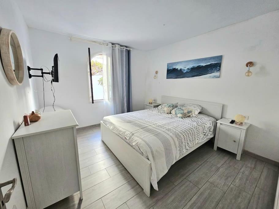 Con Piscina A 500m De La Playa Apartment Costa Teguise